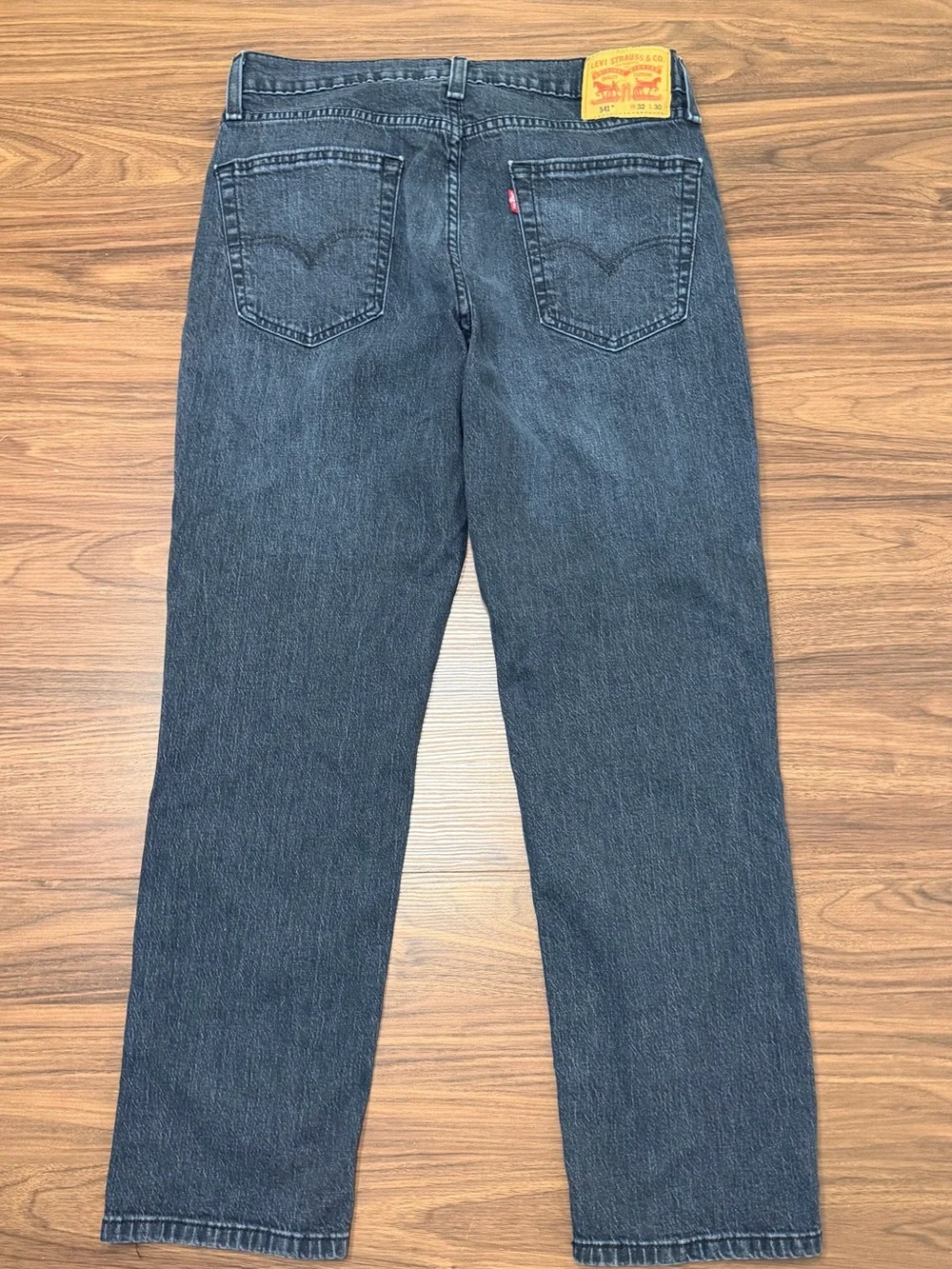 Levi's 541 Black  Straight Men's Jeans with Signature Patch